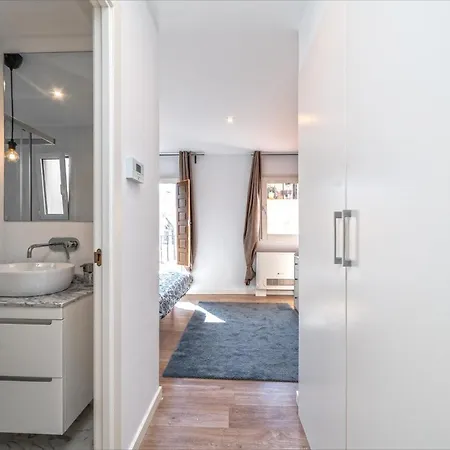 Casa Comtes 001 Apartment Barcelona