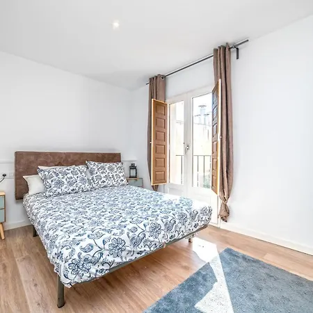 Casa Comtes 001 شقة